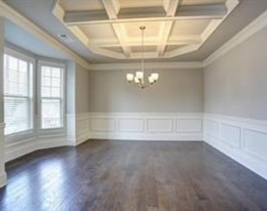 2145 Sorrento Court - Photo Thumbnail 6