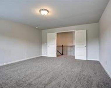 2145 Sorrento Court - Photo Thumbnail 15