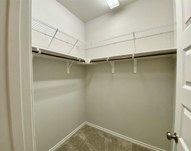 329 Trellis Blvd - Photo Thumbnail 9