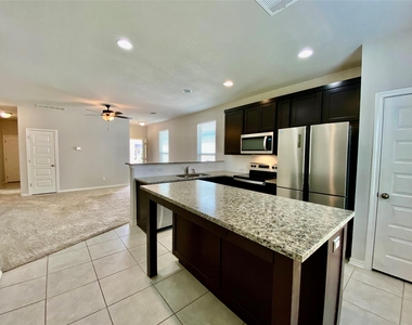 329 Trellis Blvd - Photo Thumbnail 1