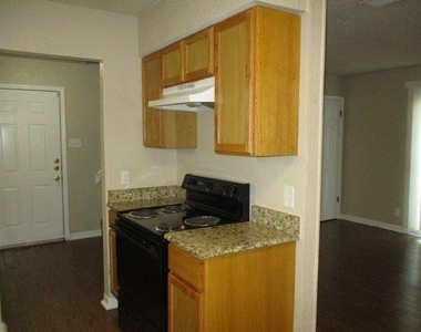 5006 West Wind Trl - Photo Thumbnail 2