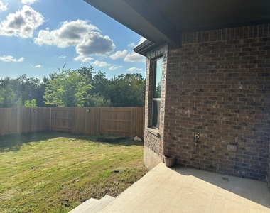 921 Del Raphael Dr - Photo Thumbnail 26