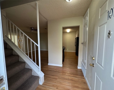 4902 West Wind Trl - Photo Thumbnail 1