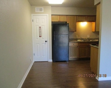 5006 West Wind Trl - Photo Thumbnail 2