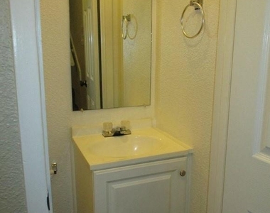 5006 West Wind Trl - Photo Thumbnail 6