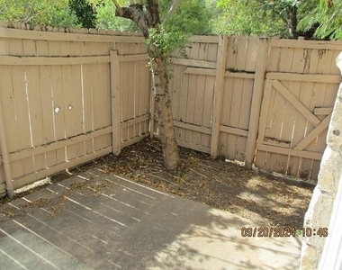 5006 West Wind Trl - Photo Thumbnail 8