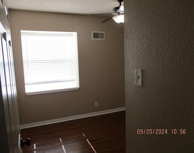 5006 West Wind Trl - Photo Thumbnail 17