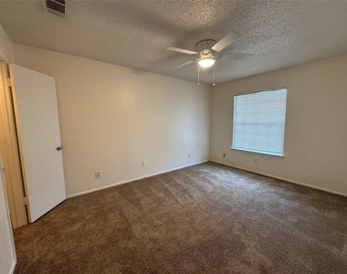 4810 West Wind Trl - Photo Thumbnail 15