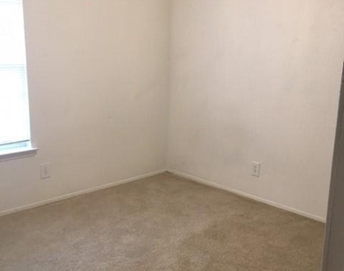 4810 West Wind Trl - Photo Thumbnail 12