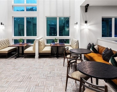 1065 Preston Boulevard - Photo Thumbnail 8