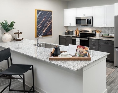 1065 Preston Boulevard - Photo Thumbnail 16