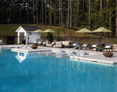 1065 Preston Boulevard - Photo Thumbnail 2