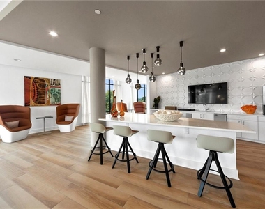 1777 Peachtree Street Ne - Photo Thumbnail 28