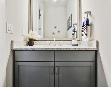 692 Drewry Street Ne - Photo Thumbnail 19