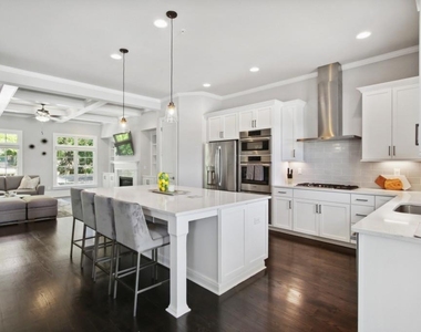 692 Drewry Street Ne - Photo Thumbnail 9