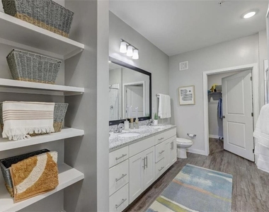 4000 Mill Spring Circle Sw - Photo Thumbnail 9