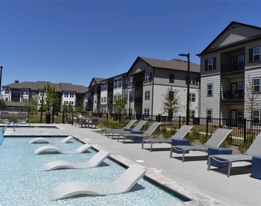 4000 Mill Spring Circle Sw - Photo Thumbnail 14