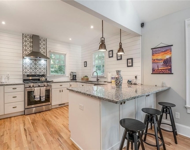 2871 Tupelo Street Se - Photo Thumbnail 16