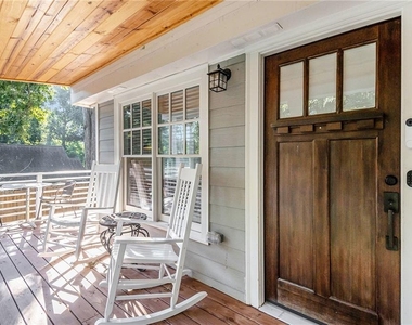 2871 Tupelo Street Se - Photo Thumbnail 7