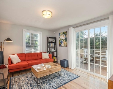 2871 Tupelo Street Se - Photo Thumbnail 9