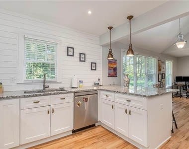 2871 Tupelo Street Se - Photo Thumbnail 20