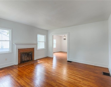 1160 Church Street Se - Photo Thumbnail 4