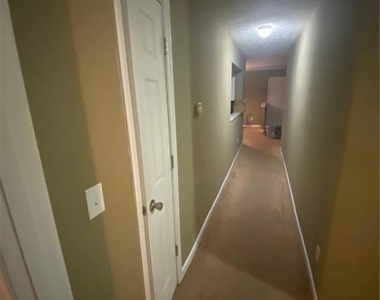 14204 Fairington Ridge Circle - Photo Thumbnail 3