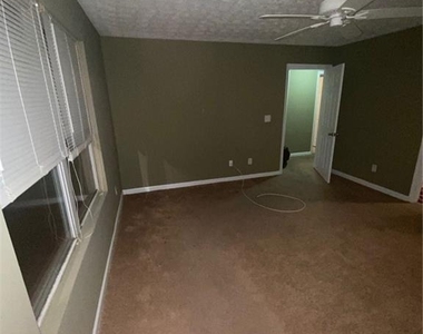 14204 Fairington Ridge Circle - Photo Thumbnail 6