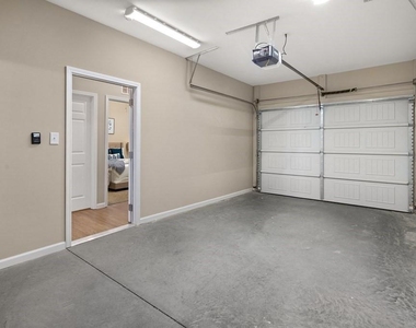 100 Harvest Grove Lane Se - Photo Thumbnail 15