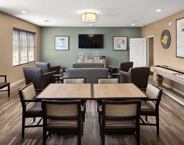 100 Harvest Grove Lane - Photo Thumbnail 6