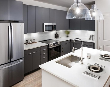 3100 Commerce Avenue Nw - Photo Thumbnail 18