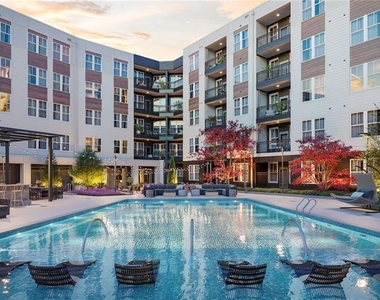 3100 Commerce Avenue Nw - Photo Thumbnail 1