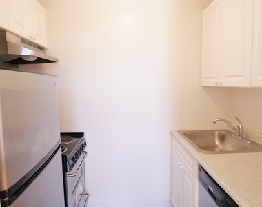 94 East 4th Street - Photo Thumbnail 6