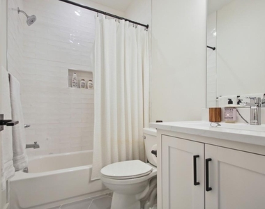 3041 Parkridge Drive Ne - Photo Thumbnail 16