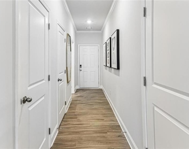 10 Bridgestone Avenue - Photo Thumbnail 13
