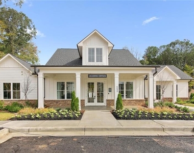 10 Bridgestone Avenue - Photo Thumbnail 17