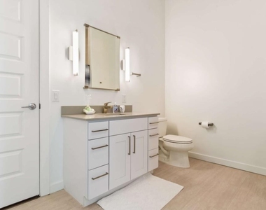 205 12th Street - Photo Thumbnail 11