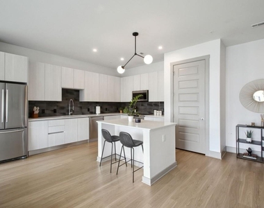 1050 Howell Mill Road - Photo Thumbnail 2