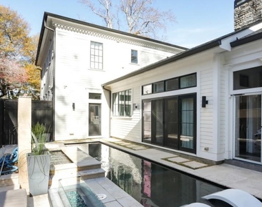 1013 Euclid Avenue - Photo Thumbnail 14