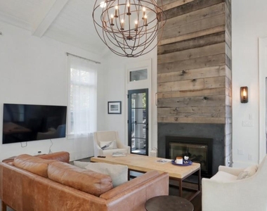 1013 Euclid Avenue - Photo Thumbnail 9