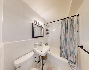 420 East 55th Street - Photo Thumbnail 3