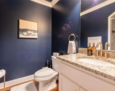 2330 1st Avenue Ne - Photo Thumbnail 14