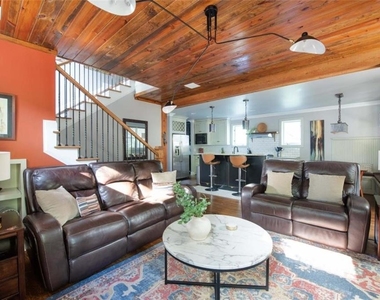 2330 1st Avenue Ne - Photo Thumbnail 20