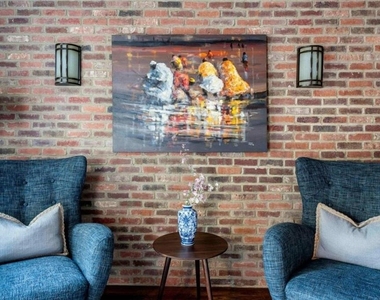 2330 1st Avenue Ne - Photo Thumbnail 9