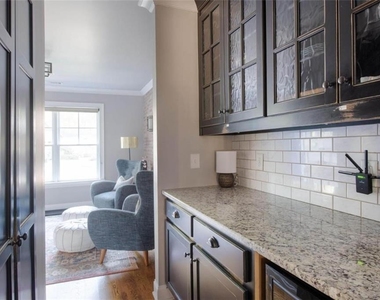2330 1st Avenue Ne - Photo Thumbnail 15