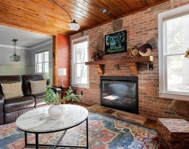 2330 1st Avenue Ne - Photo Thumbnail 21