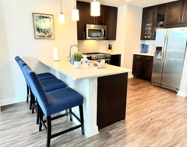 3382 Peachtree Road Ne - Photo Thumbnail 2