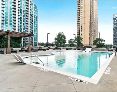 3382 Peachtree Road Ne - Photo Thumbnail 5