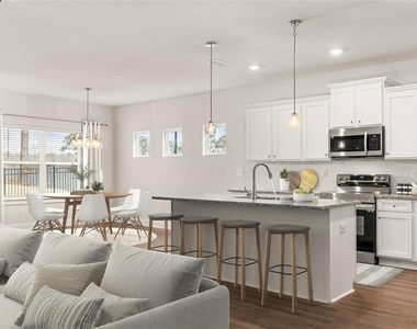 100 Agee Lane - Photo Thumbnail 10