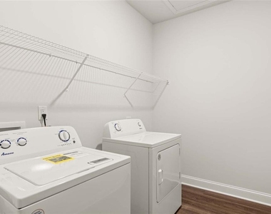 100 Agee Lane - Photo Thumbnail 24